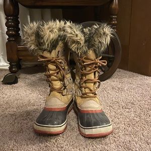 Sorel Joan of Arctic